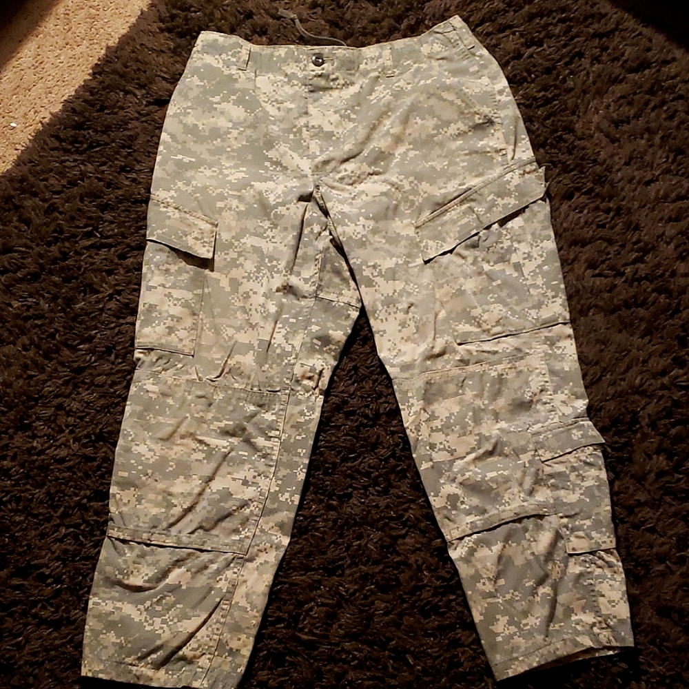 U.S. Army Digital Camo Cargo Pants